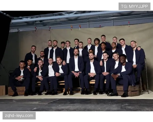 英格兰三狮军团强势出击，欧洲杯征程再启新篇章