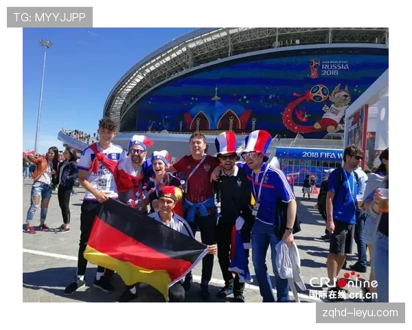 法兰克福球迷激情庆祝，球队状态回暖点燃主场热情